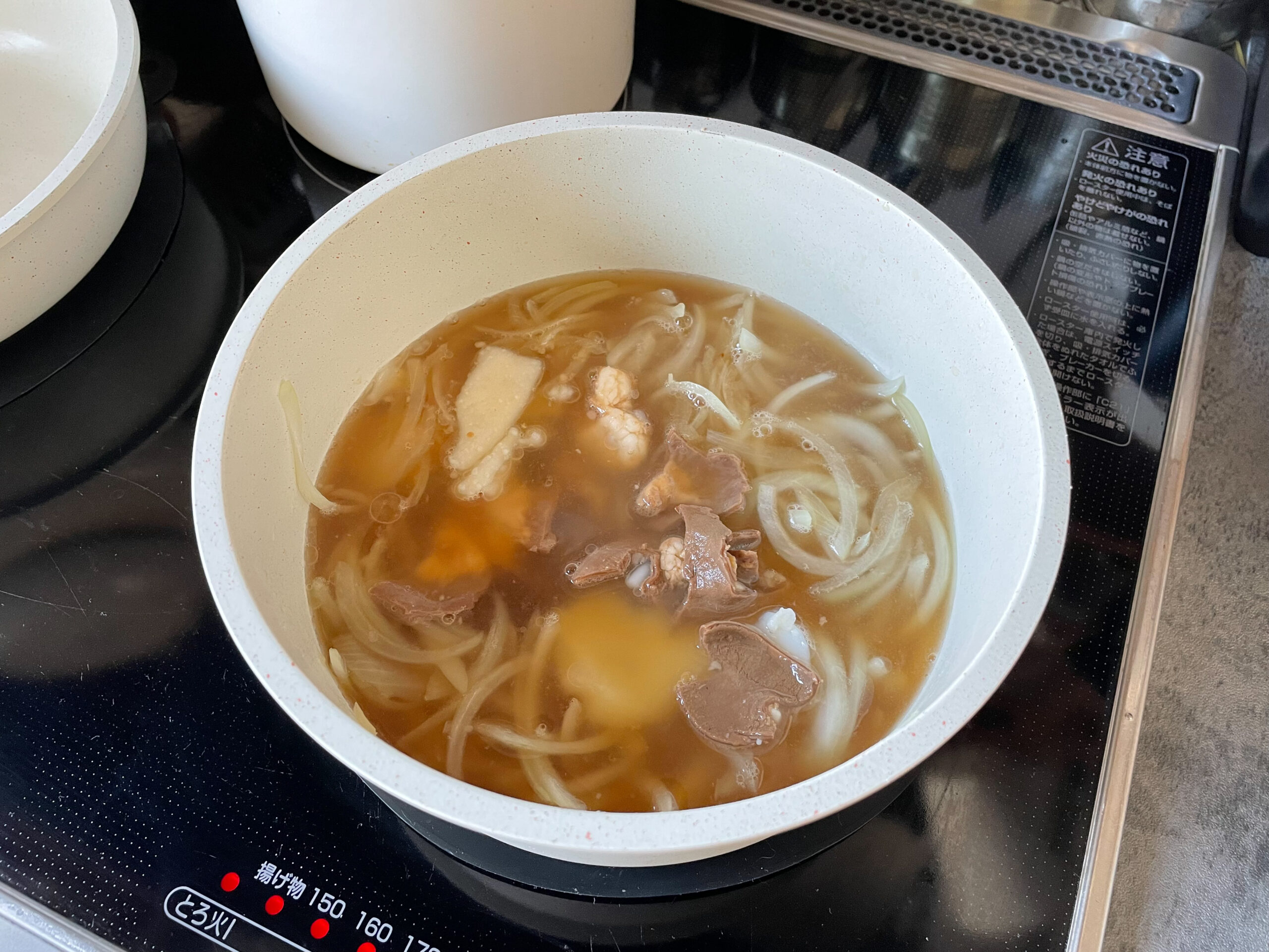 牛モツ鍋スープアレンジ「玉ねぎスープ風」